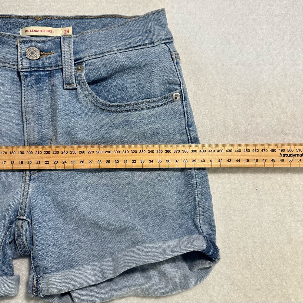 LEVIS Womens Mid Length Shorts size 24 Blue Cuffed Denim Jean Shorts Co… - Picture 13 of 13